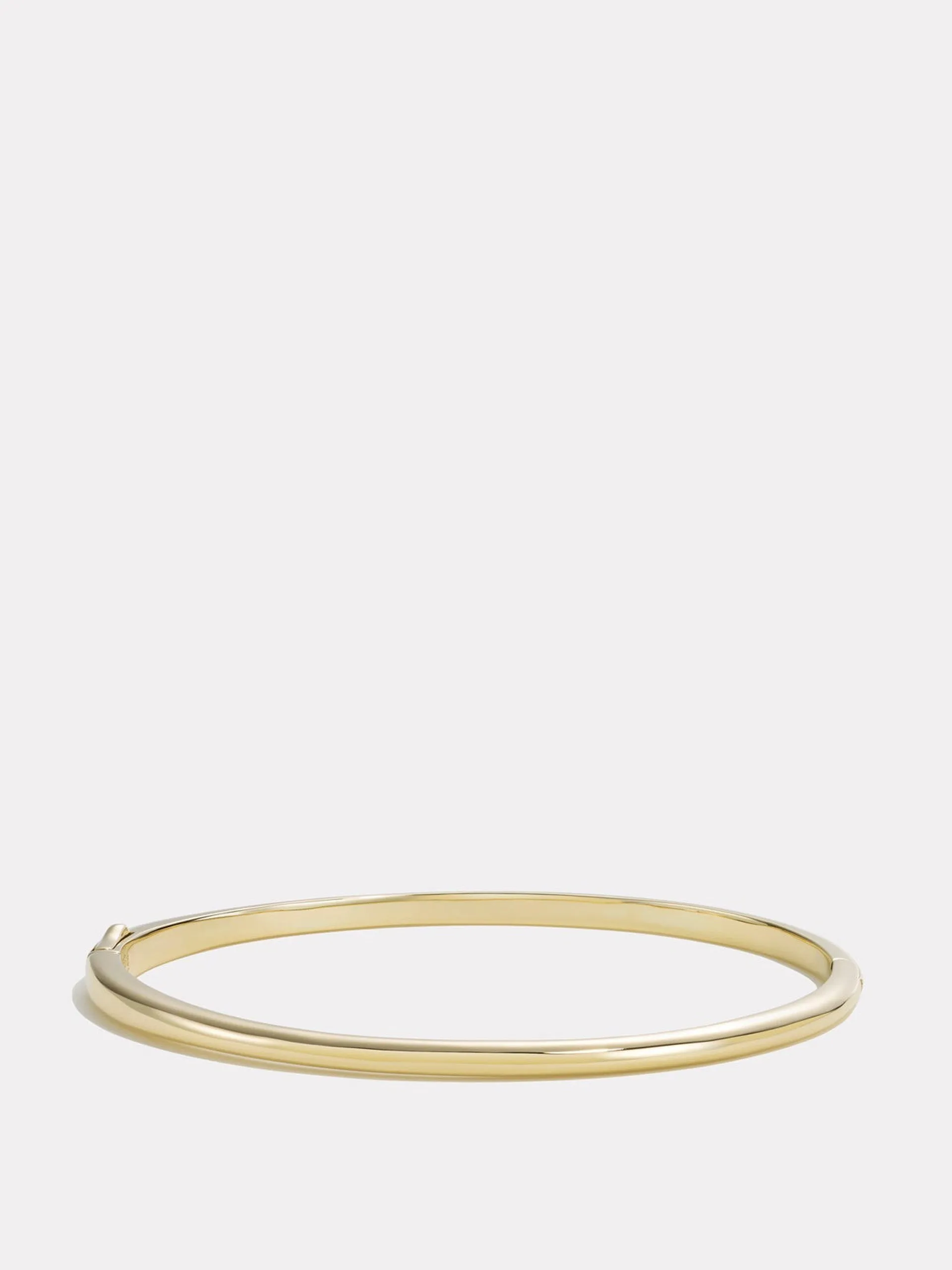 Classic gold bangle