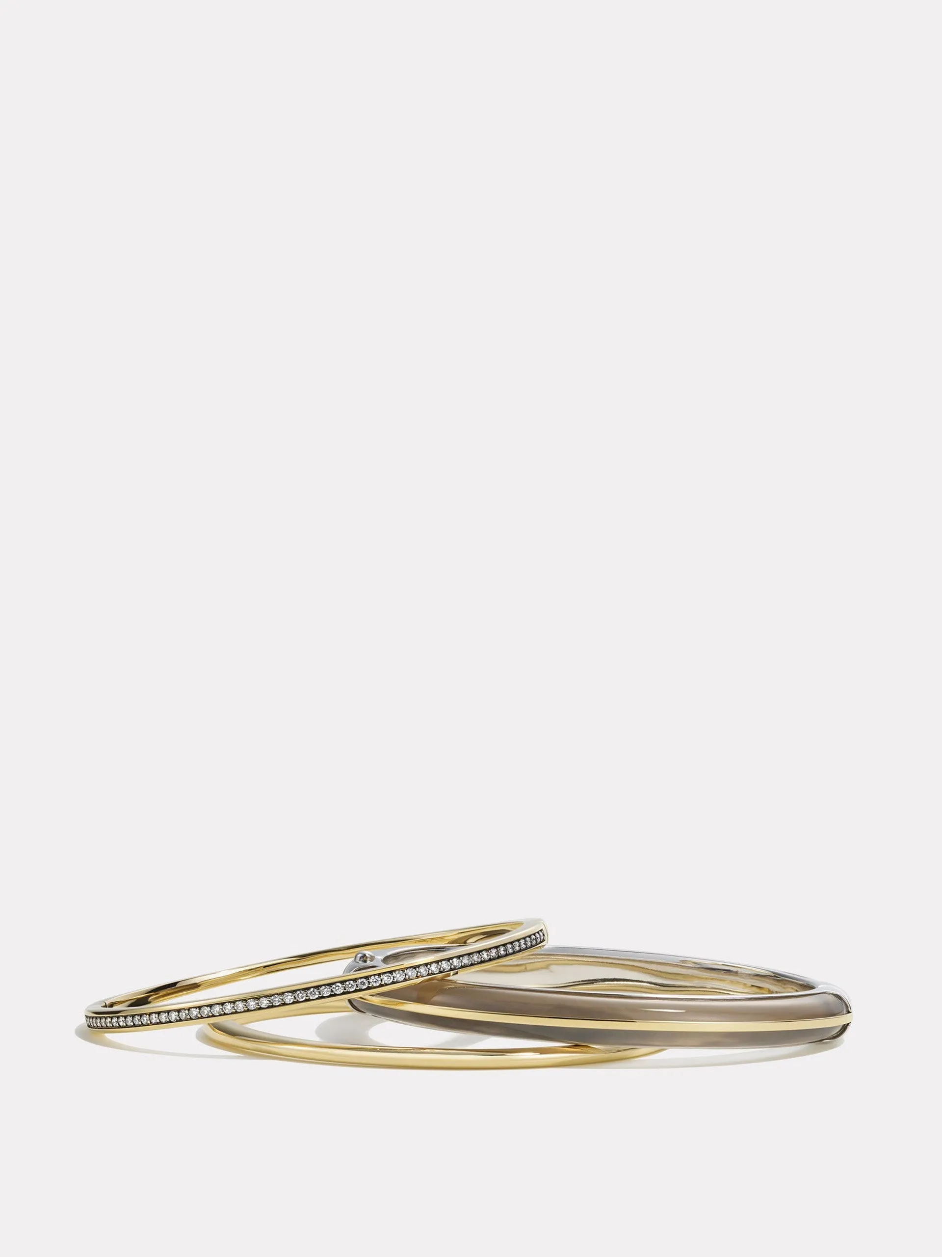 Classic gold bangle