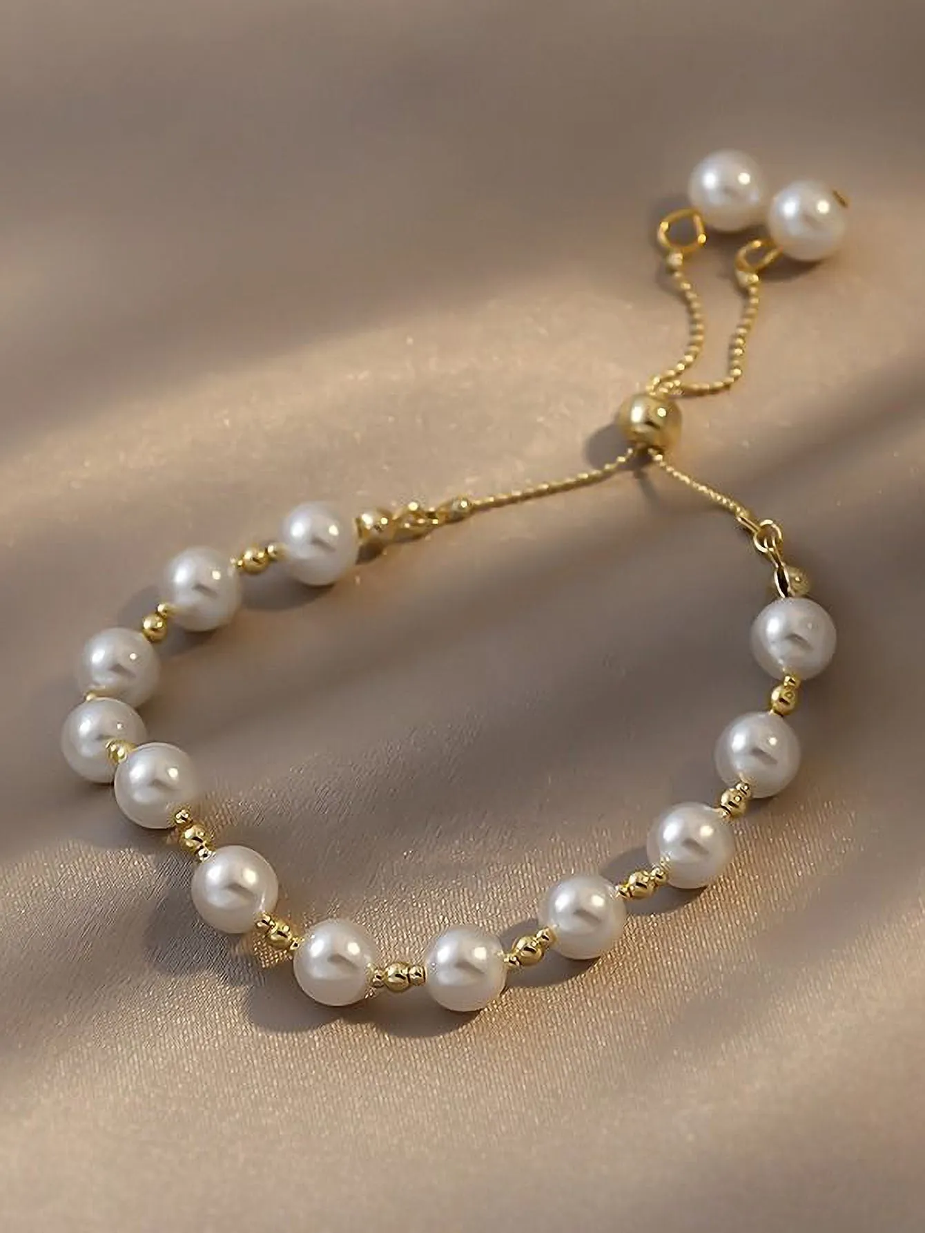 Faux Pearl Decor Beaded Bracelet Adjustable Fit Unique Bracelet Jewelry