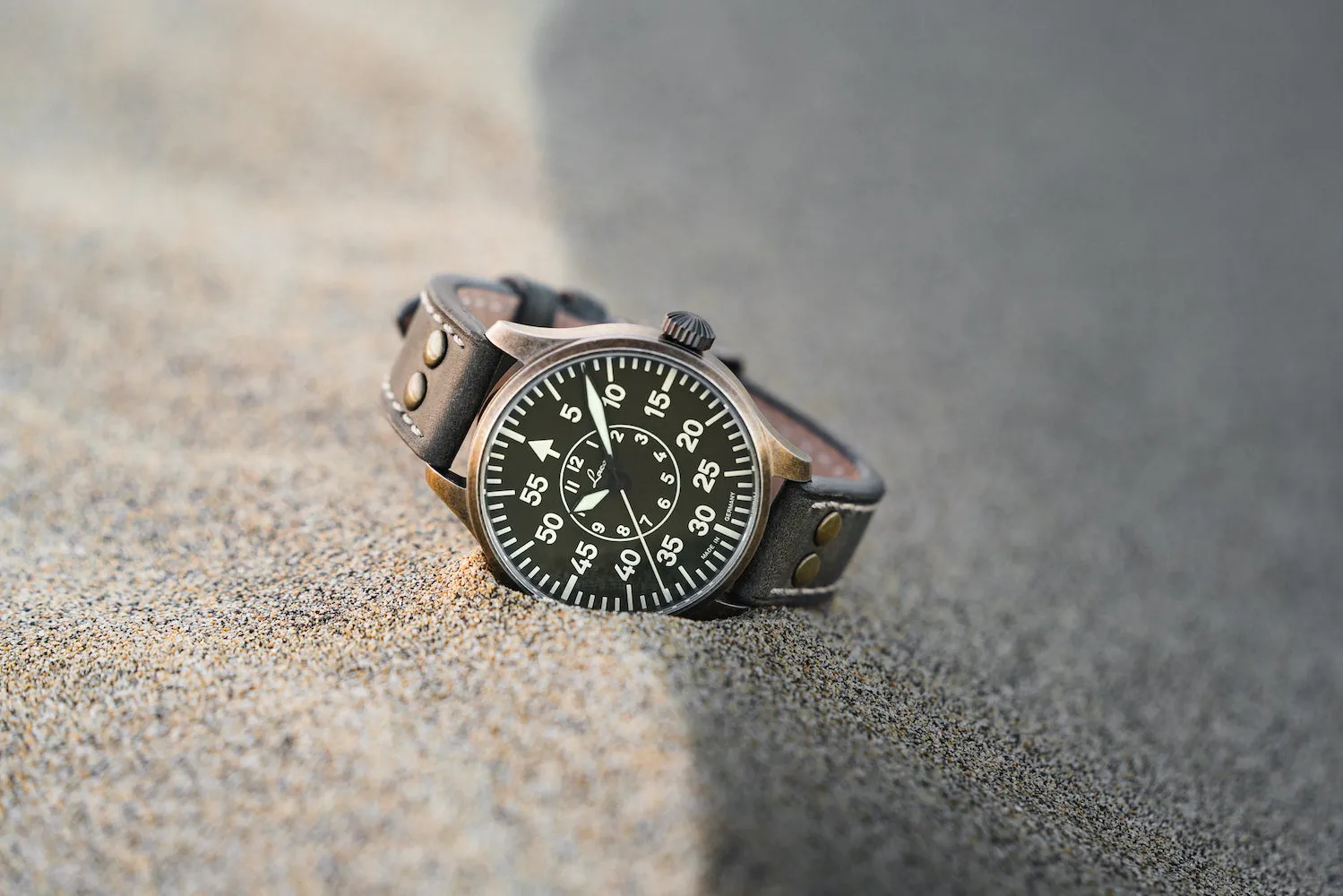 LAC Watch Aachen Olive 39 Limited Edition