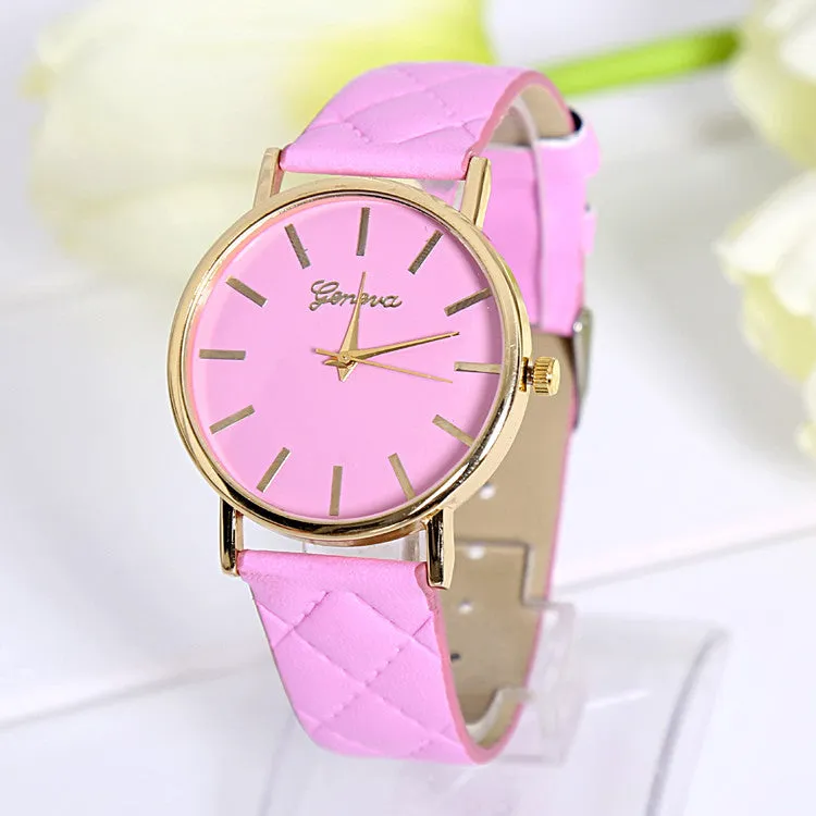 Simple refreshing watches New Arrival Women Casual Watch vintage Leather Refined Ladies Quartz Wristwatch clock hours