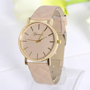 Simple refreshing watches New Arrival Women Casual Watch vintage Leather Refined Ladies Quartz Wristwatch clock hours