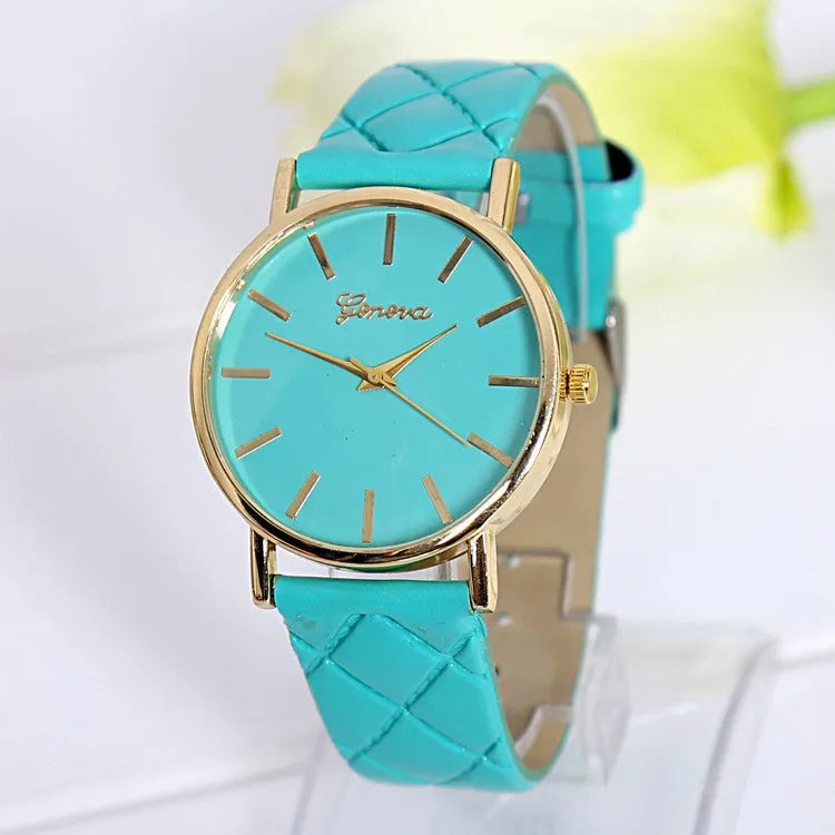 Simple refreshing watches New Arrival Women Casual Watch vintage Leather Refined Ladies Quartz Wristwatch clock hours